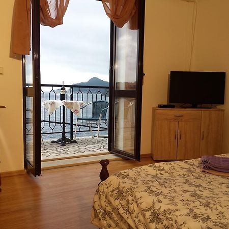 Apartments "Villa Mungos" Sobra Luaran gambar