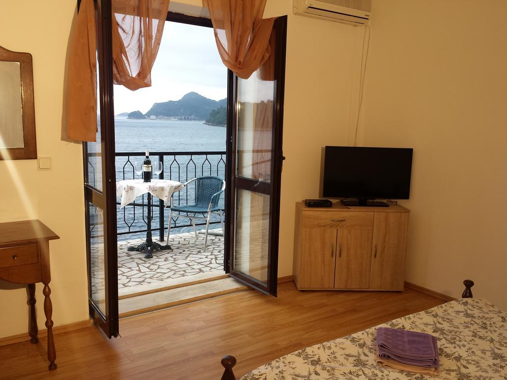 Apartments "Villa Mungos" Sobra Luaran gambar