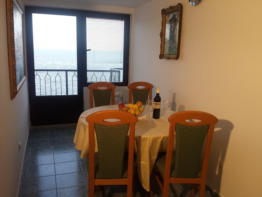 Apartments "Villa Mungos" Sobra Luaran gambar
