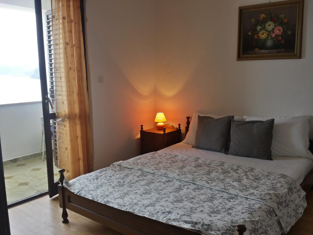 Apartments "Villa Mungos" Sobra Luaran gambar