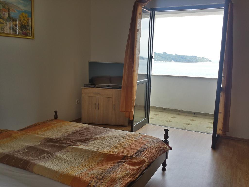 Apartments "Villa Mungos" Sobra Luaran gambar