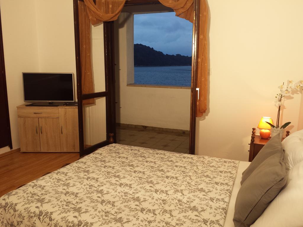 Apartments "Villa Mungos" Sobra Luaran gambar